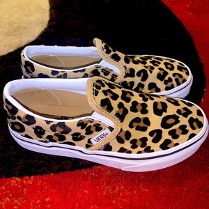 Cheetah print Vans childrens canvas shoe size 1